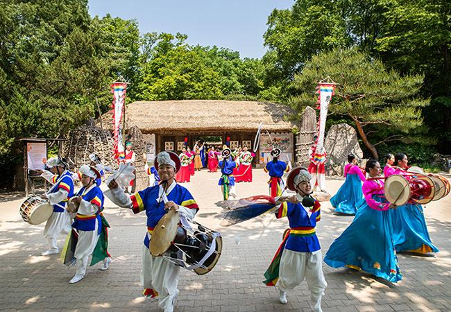 서울 근교 야외 나들이, 한국민속촌, 봄 축제와 전통문화 체험